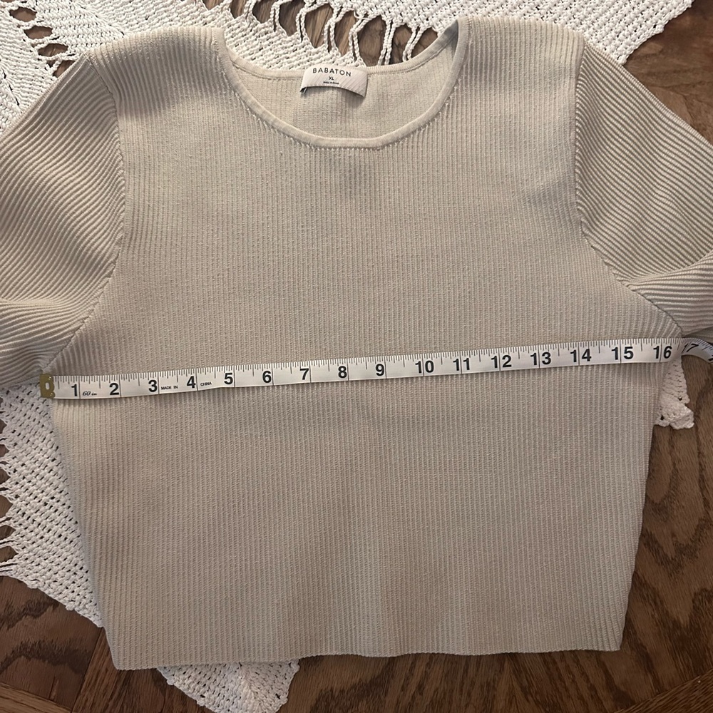 ❌SOLD❌ Babaton sculpt knit cropped longsleeve shirt - Picture 4 of 5